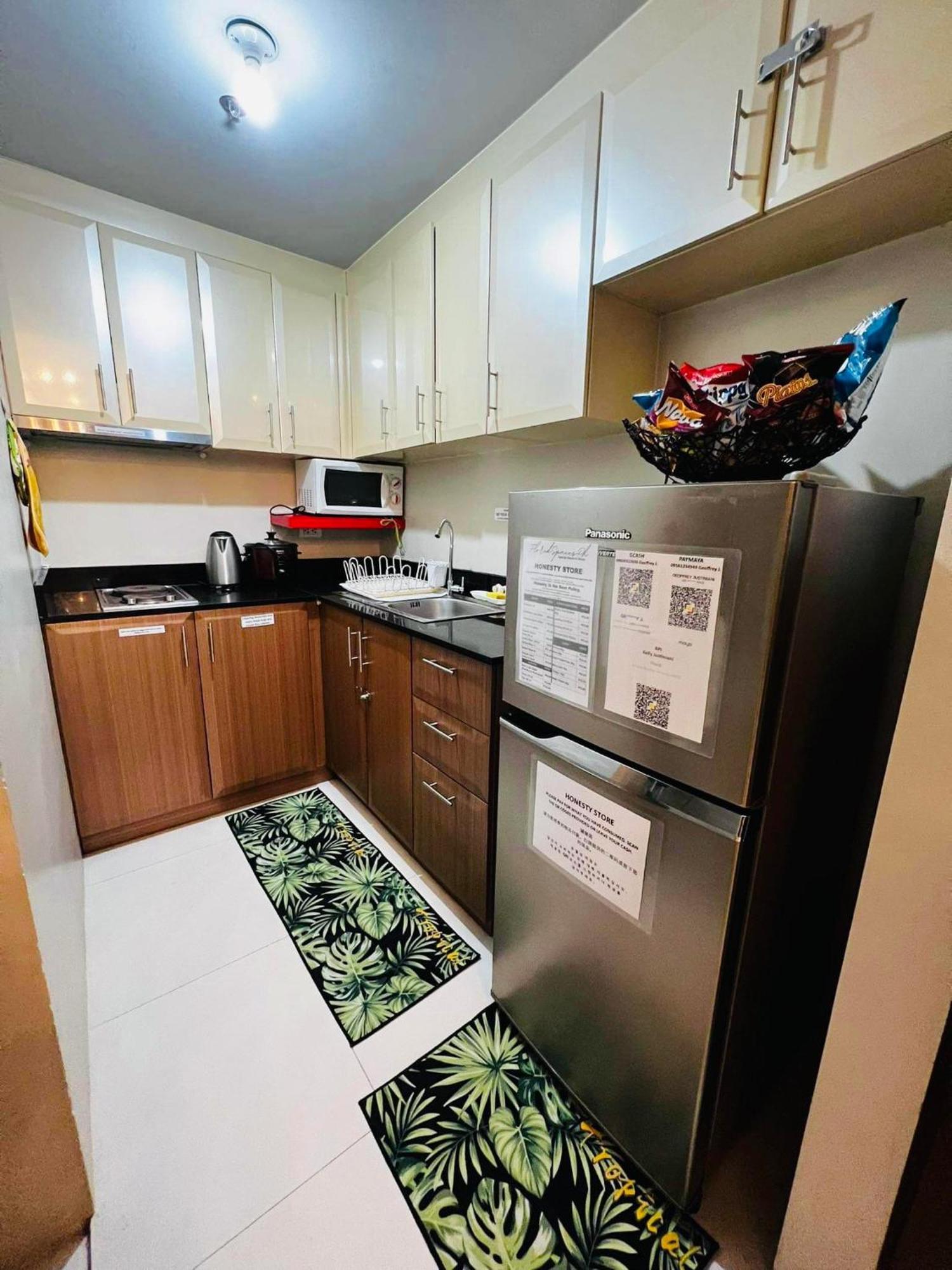 One Palm Tree Villas Condominium - Studio 10O With Balcony - Across Terminal 3 Airport 마닐라 외부 사진